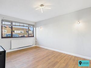 Living Room- click for photo gallery